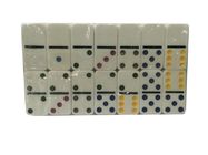 Amerikanische Dominos mit unsichtbare Tinten-Markierungen auf der Rückseite für unsichtbare UVKontaktlinsen